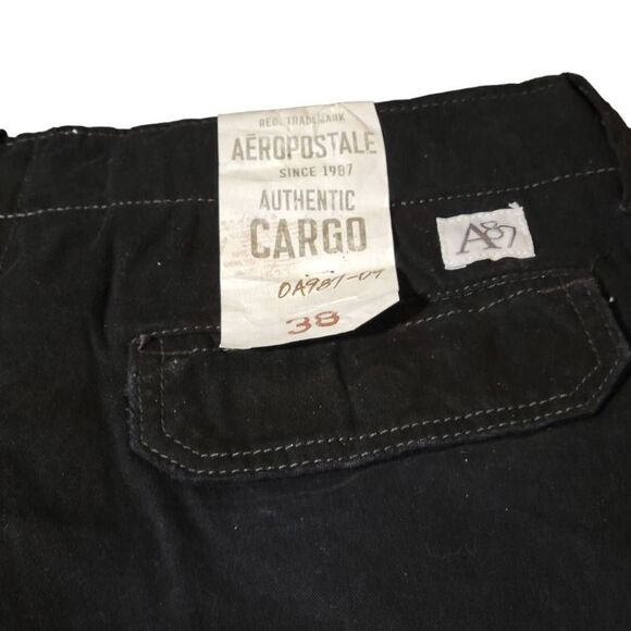 NWT Aeropostale Black Cargo Shorts Size 38 - Picture 3 of 4